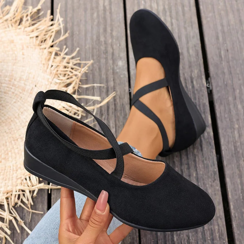 New Arrival 2026 Women's Loafers Roman Retro Style High Quality Large Size Casual Solid Color Dancing Shoes Comfortable