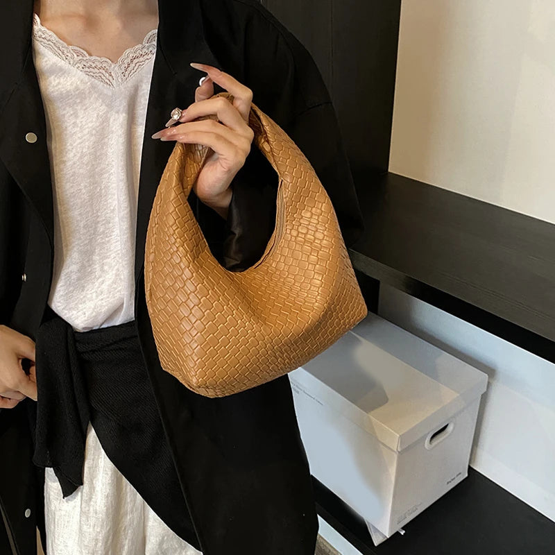 Borsa Hobo Intrecciata