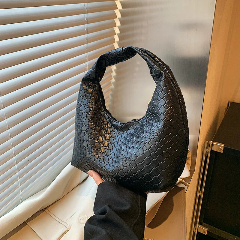 Borsa Hobo Intrecciata