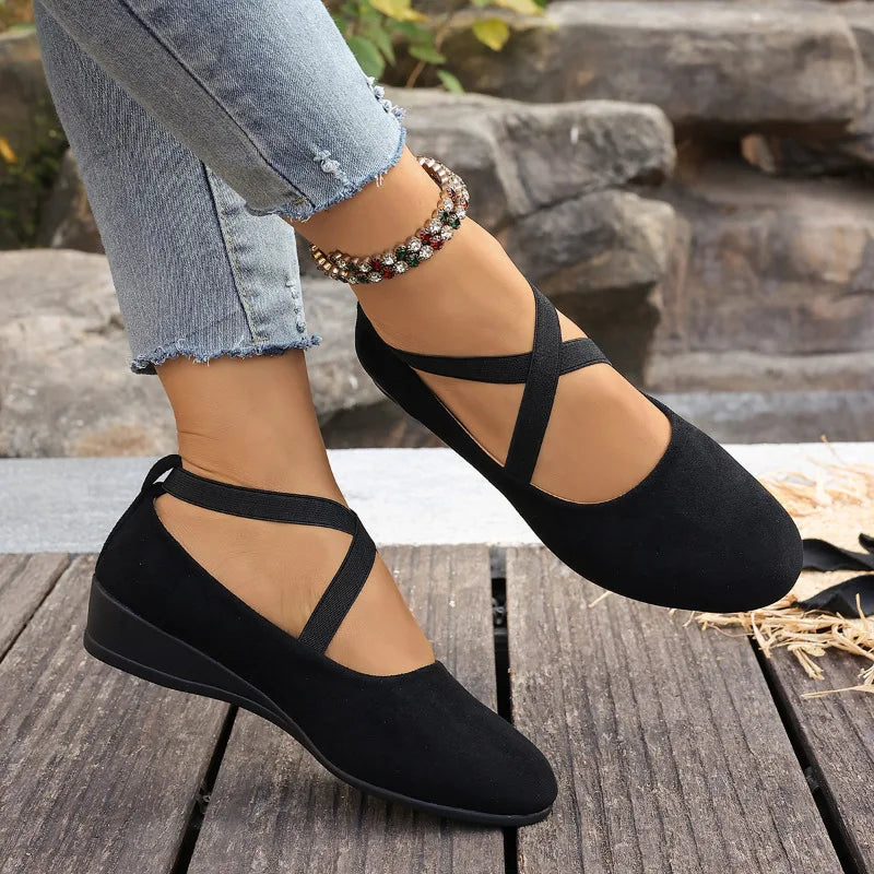New Arrival 2026 Women's Loafers Roman Retro Style High Quality Large Size Casual Solid Color Dancing Shoes Comfortable
